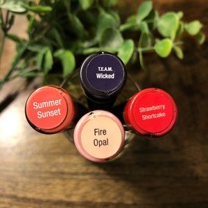 4 LipSense Colors